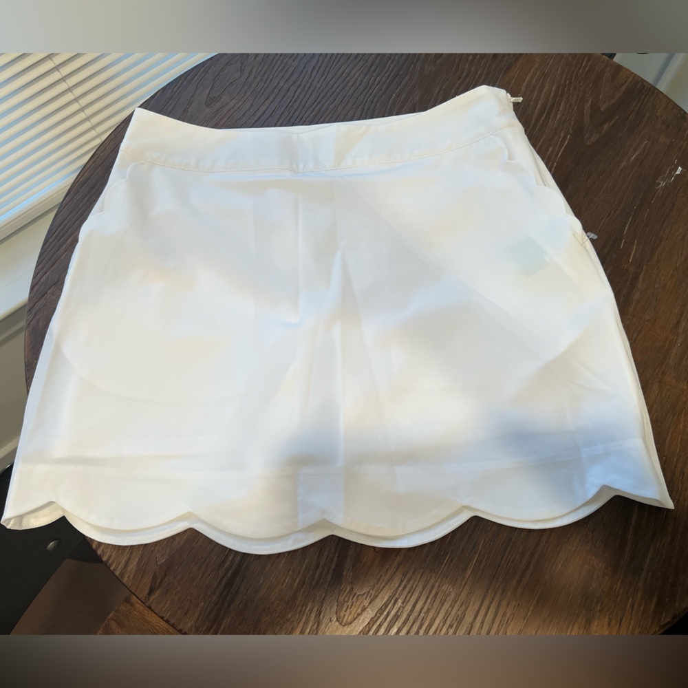 Vineyard Vines White Performance Skirt